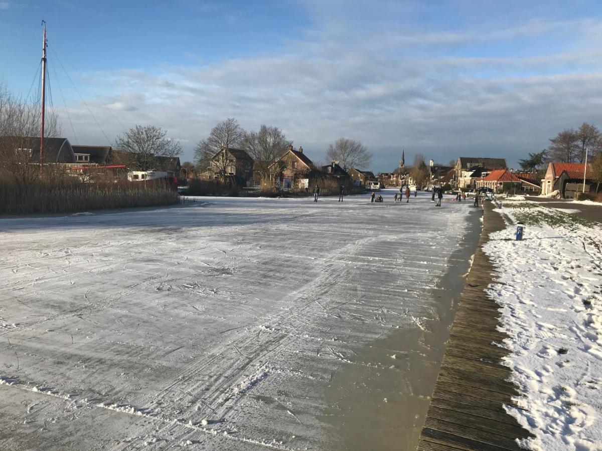 Gastenverblijf Villa Buitenplaats Wergea Contactloos Inchecken Naarderburen Exterior foto