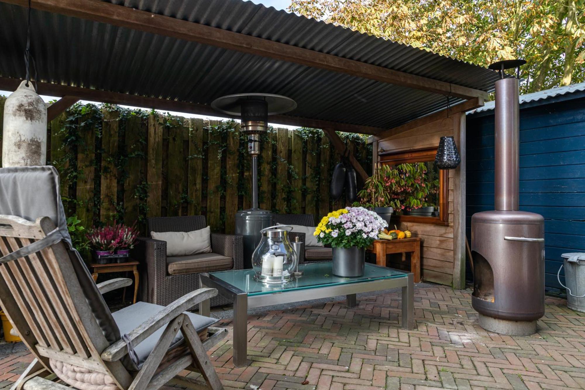 Gastenverblijf Villa Buitenplaats Wergea Contactloos Inchecken Naarderburen Exterior foto