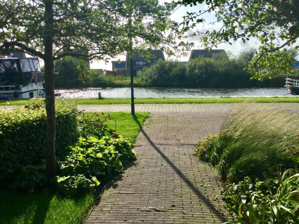 Gastenverblijf Villa Buitenplaats Wergea Contactloos Inchecken Naarderburen Exterior foto